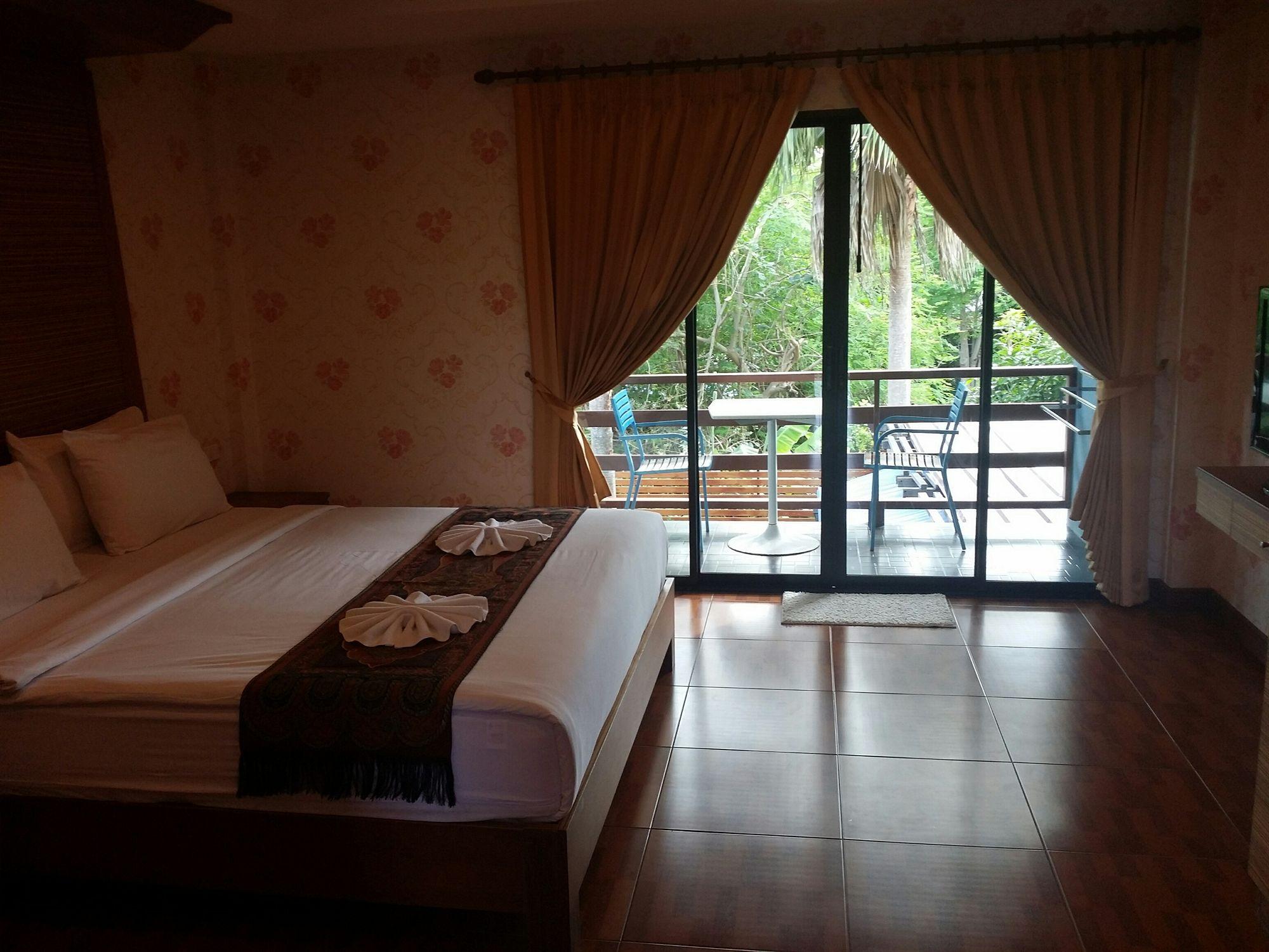 Baan I Un Pool Villa Chonburi Exterior foto